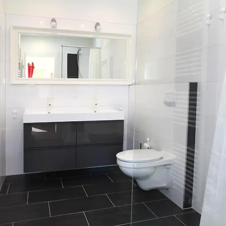 Grosses Schuetzenchalet